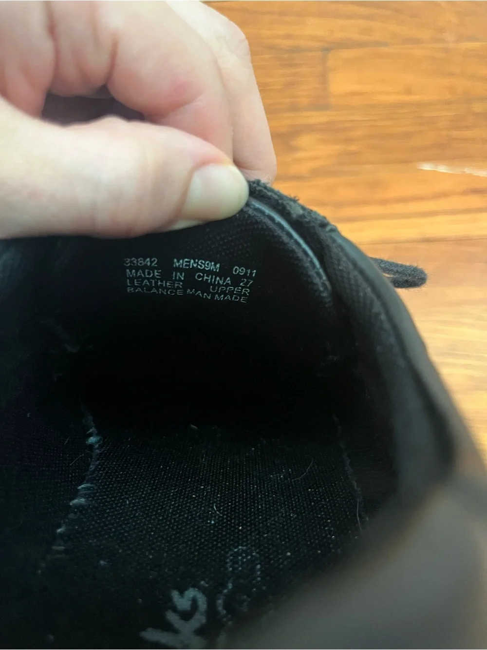Clarks Men’s Black Leather Lace-Up Oxfords
